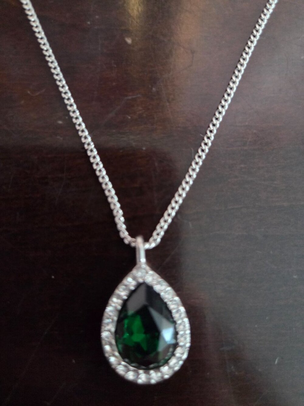 Givenchy green crystal pendant - Picture 2 of 6